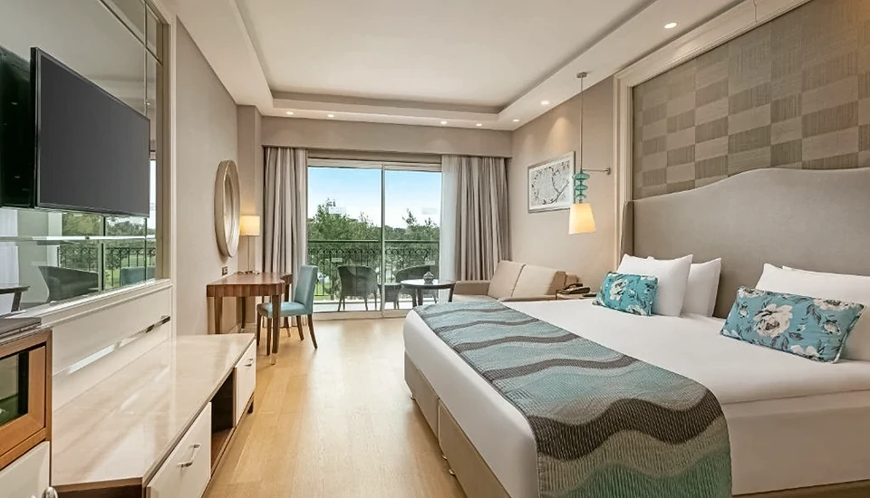 هتل تایتانیک دلوکس گلف بلک آنتالیا